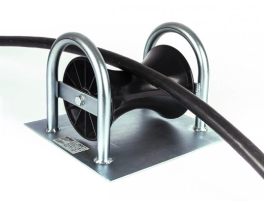 ЗАЗЕМЛЯЮЩИЙ КАБЕЛЬНЫЙ РОЛИК, С ОСНОВНОЙ ПЛАСТИНОЙ